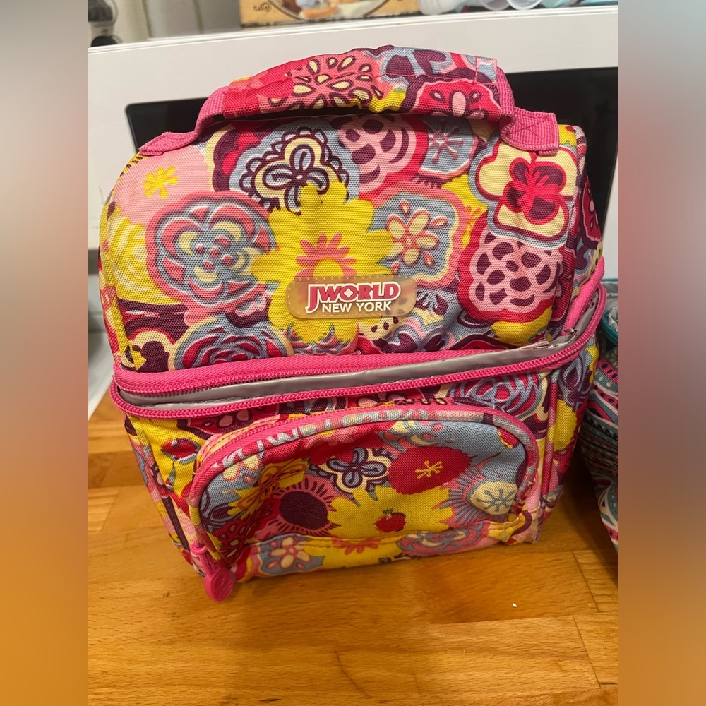 *SOLD* Kids Lunch Pack Bundle - Picture 4 of 5